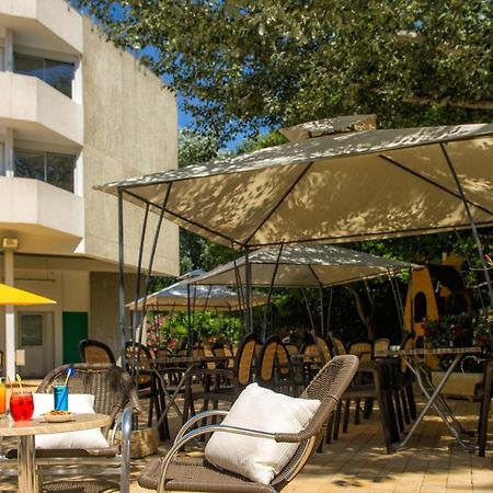Residence Atc Routes Du Monde Ла-Гранд-Мот Экстерьер фото